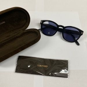 Tom Ford - Bryan-02 TF590